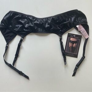 Shiny black garter belt